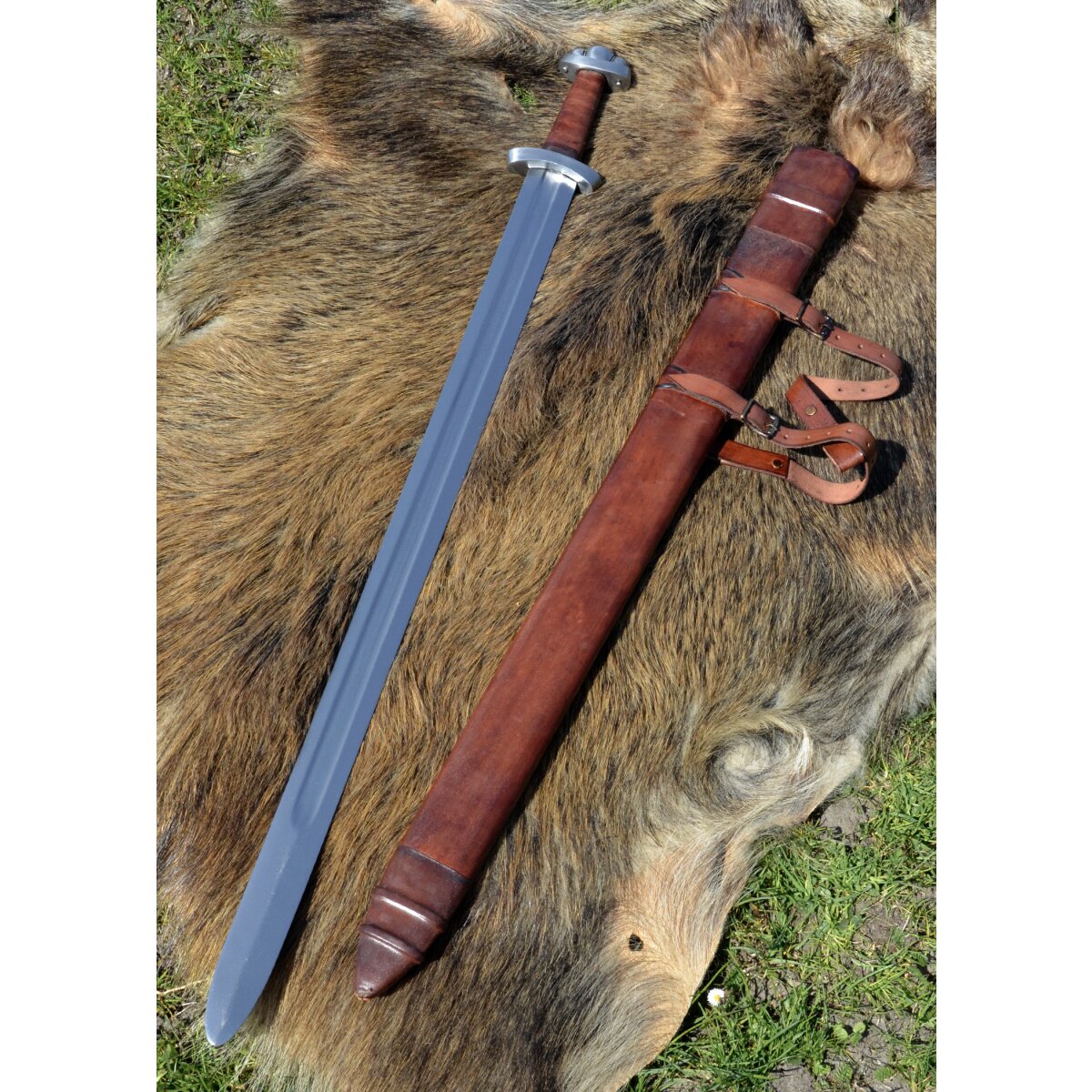 Viking sword Godfred with scabbard, SK-B - for Swordfighting