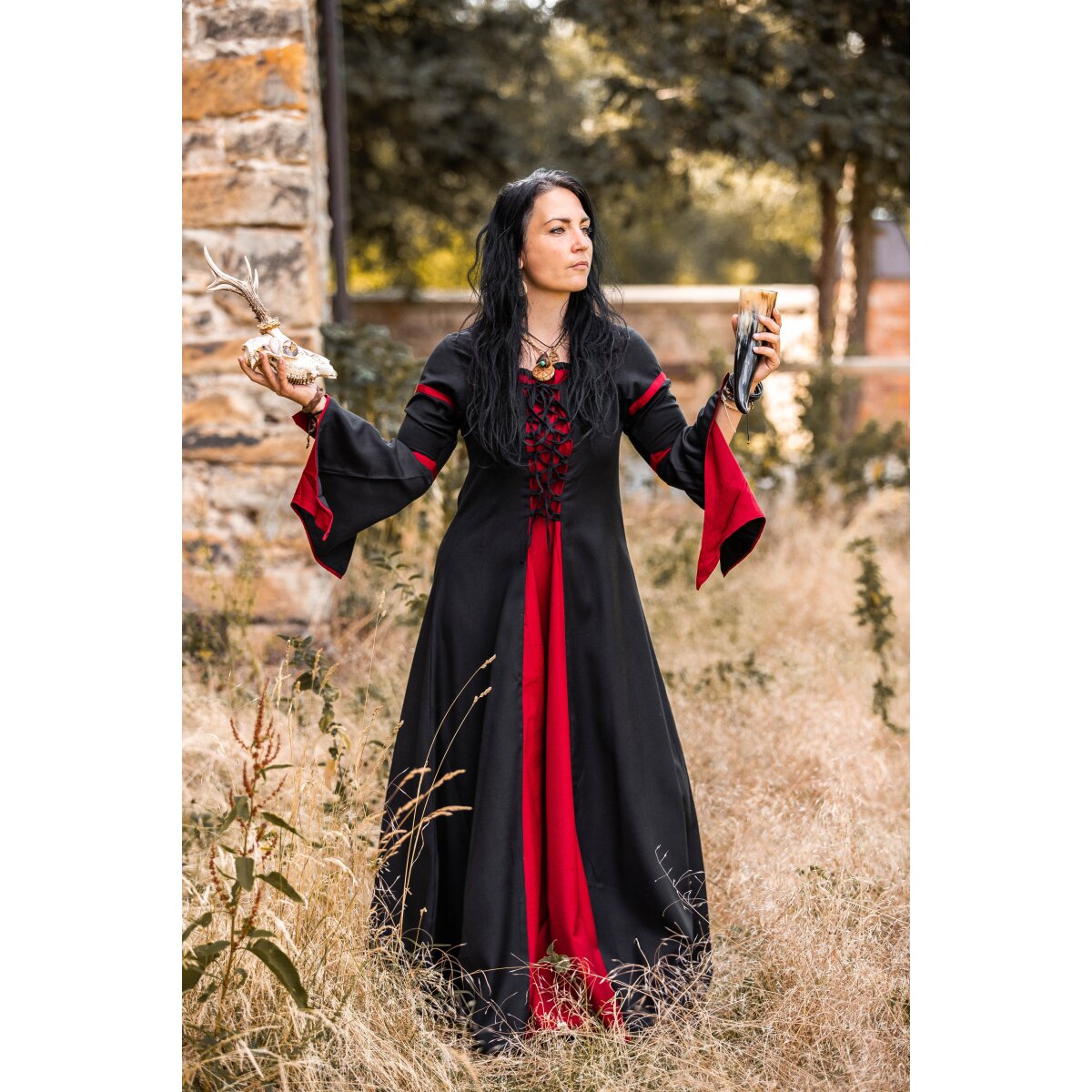 Dress with trumpet sleeves Black/Red "Larissa"