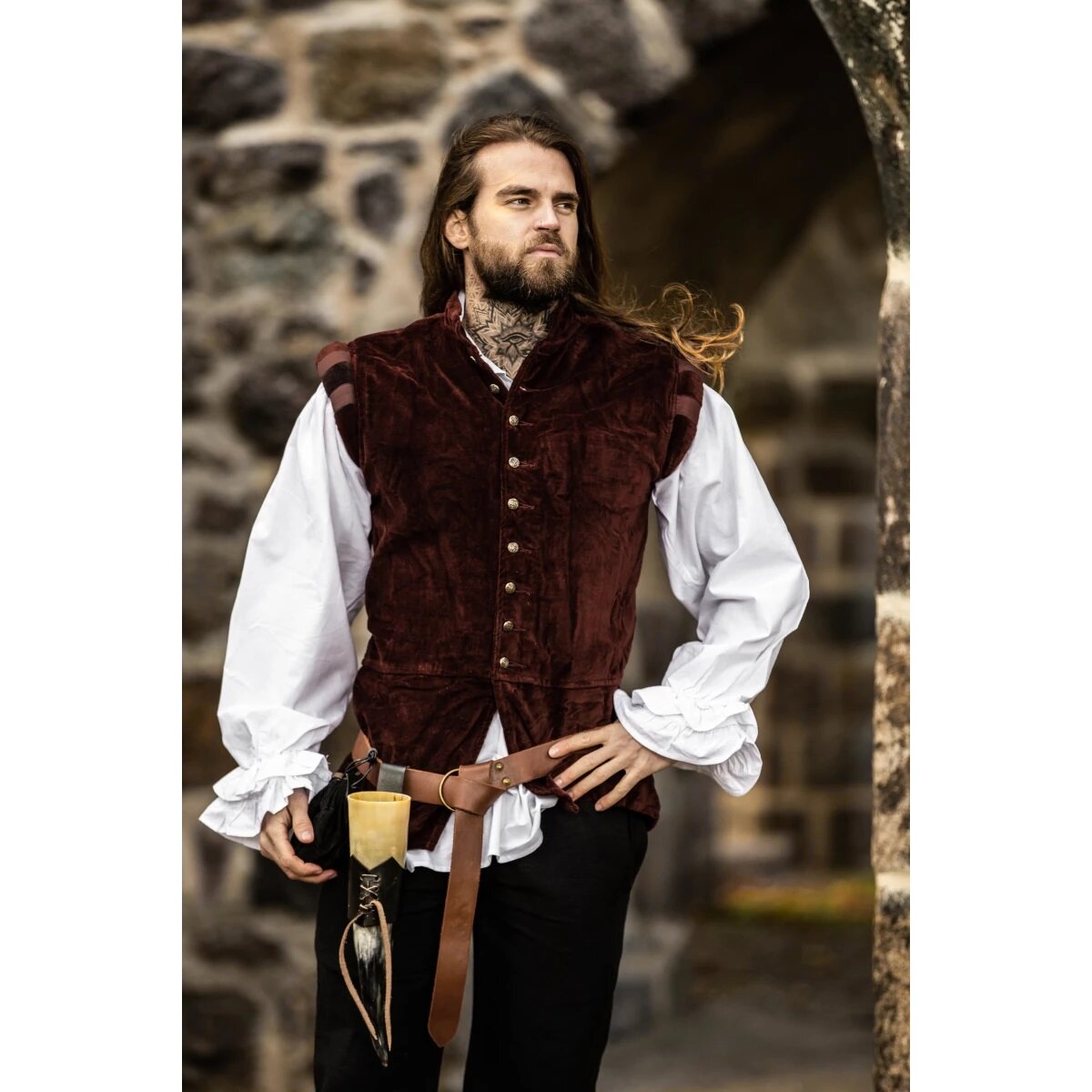 Noble velvet doublet red-brown "Pierre"