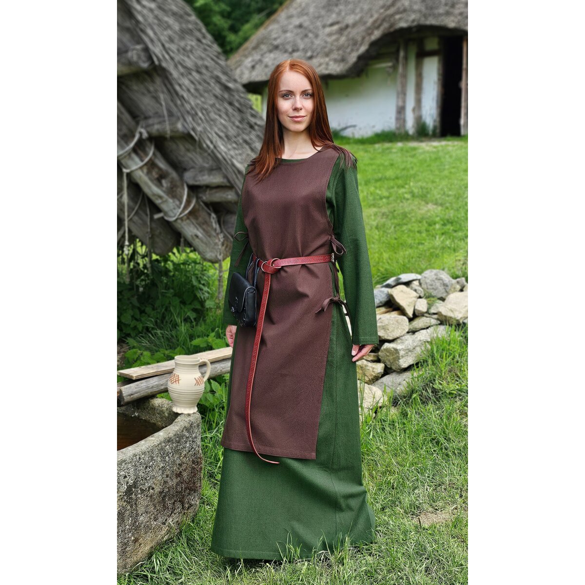 Classic Viking overdress brown "Lykke"