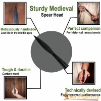 Testa di lancia nera medievale, forgiata e affilata a mano in acciaio al carbonio