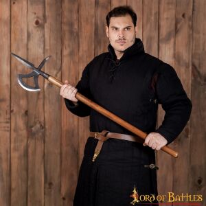 Alabarda del XVI secolo, circa 118 cm.