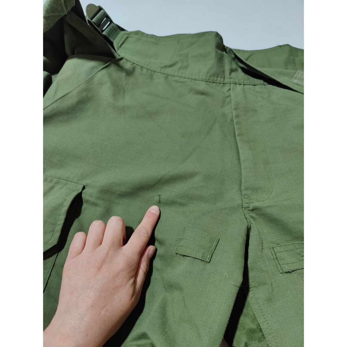 Pantaloni da trekking color oliva in Rip box