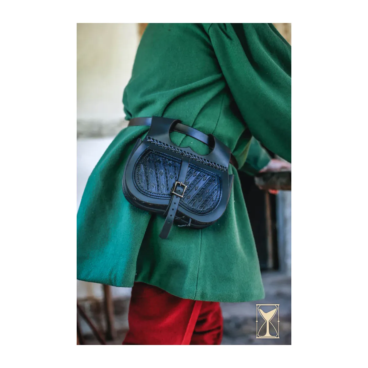 Borsa con cintura nera con motivo a righ box