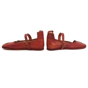 Scarpe di mucca Scarpe rinascimentali 16° secolo Korduan rosso